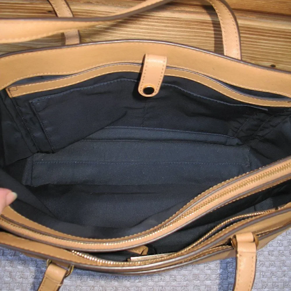 Tory Burch Robinson Small Tan Cardamom Bag Tote